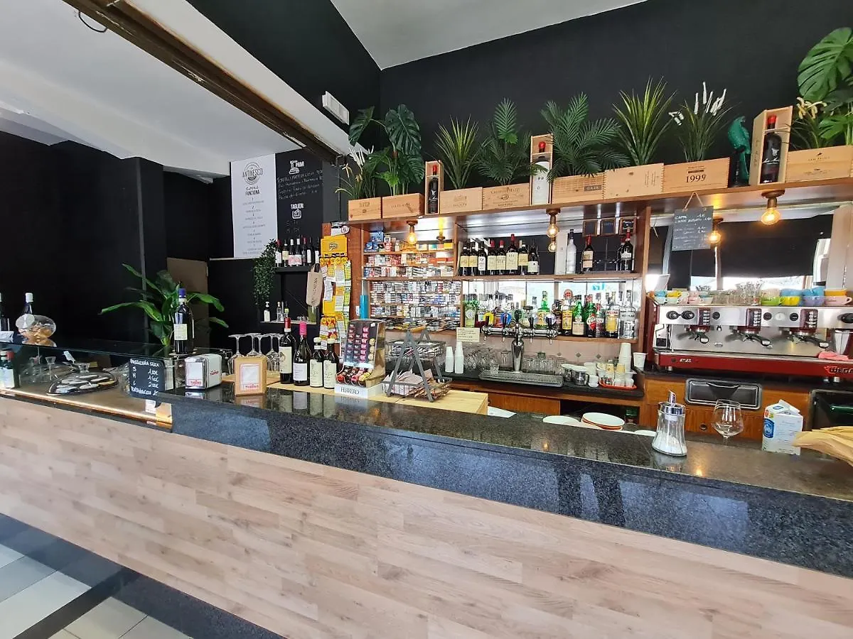 Hotel La Pace