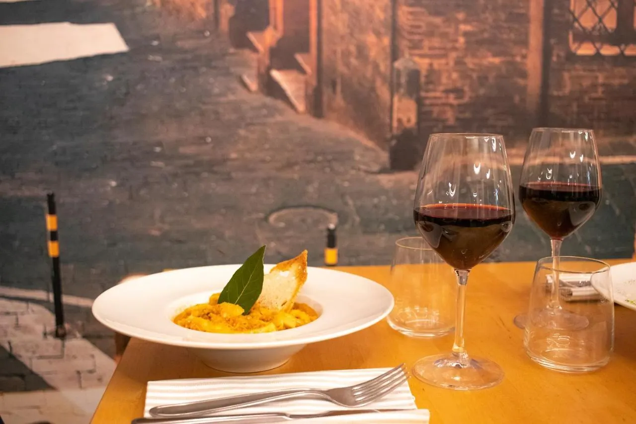 Hotel La Pace 3*, Paganico (Grosseto) Italy